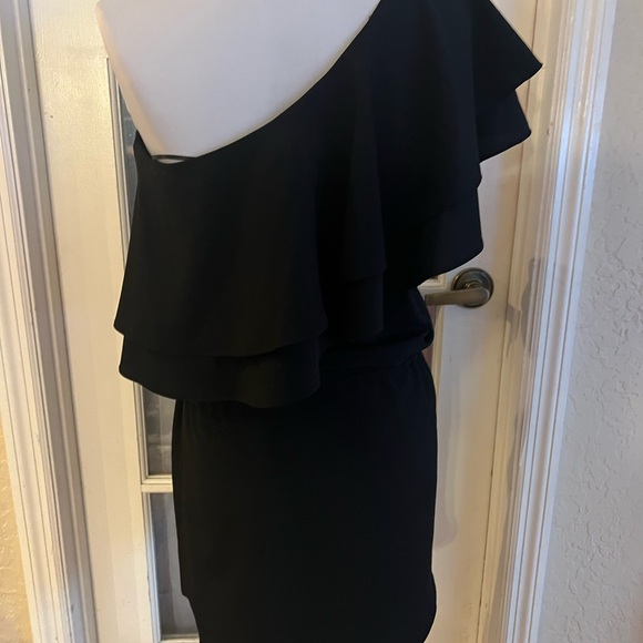 EUC SZ S Haute Hippie Ruffled One Shoulder Mini Dress - Picture 6 of 7